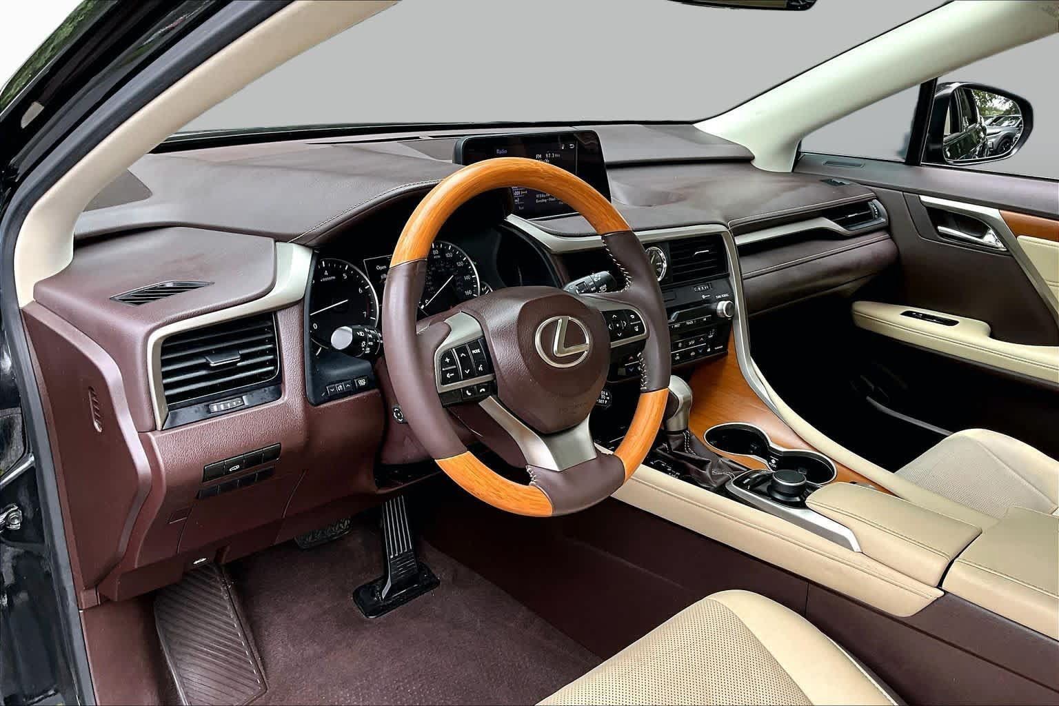 Used 2016 Lexus RX 350 FWD w/ Premium Package image 18