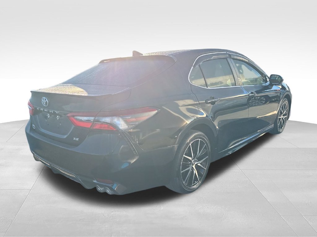Used 2024 Toyota Camry SE FWD image 10