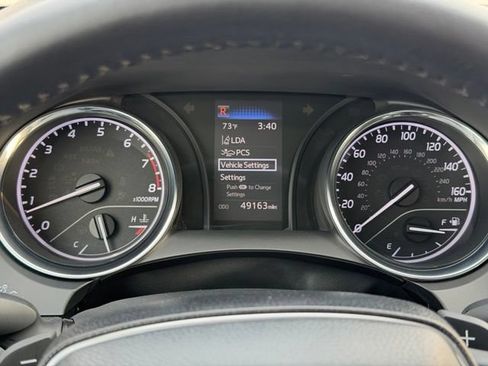 Used 2020 Toyota Camry SE FWD image 24