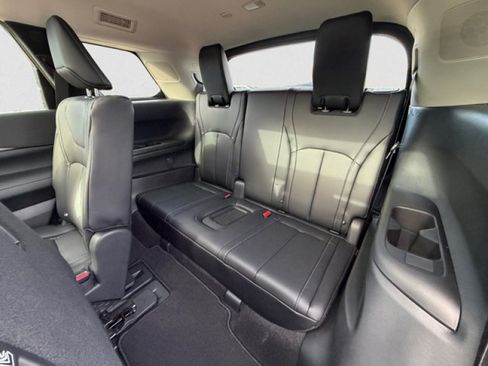 New 2026 INFINITI QX60 Luxe w/ Cargo Package AWD/4WD image 19