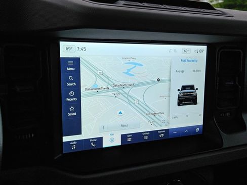 Used 2022 Ford Bronco Wildtrak image 14