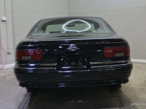 Used 1995 Chevrolet Impala Sedan image 36
