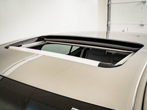 Used 2015 Lexus ES 350 image 14