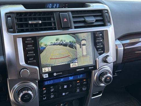 Used 2022 Toyota 4Runner Limited AWD/4WD image 22