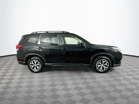 Used 2024 Subaru Forester Premium AWD/4WD image 11