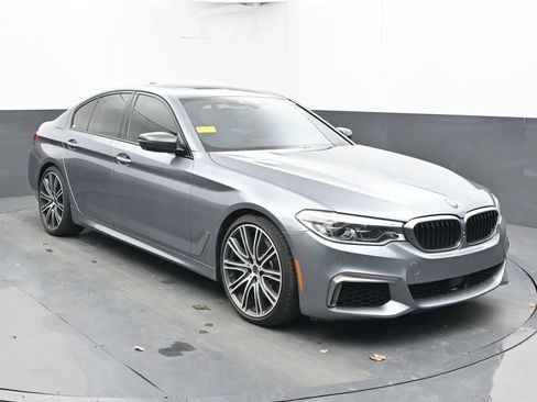 Used 2018 BMW M550i xDrive image 3