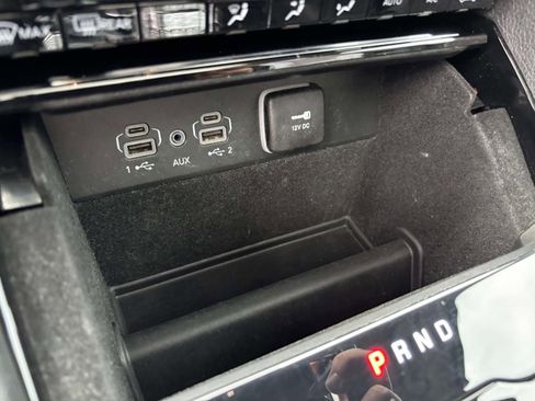 Used 2021 Jeep Grand Cherokee L Limited w/ Trailer Tow Group (B) image 24