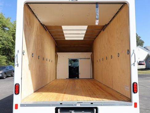 New 2025 Ford Transit 350 w/ Interior Upgrade Package image 9