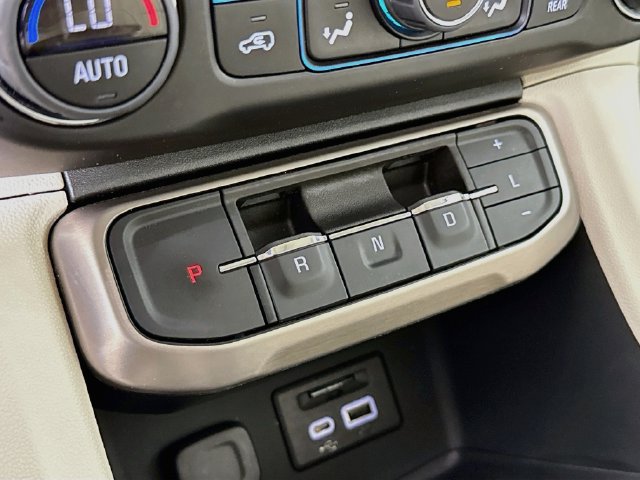 Used 2023 GMC Acadia Denali w/ Denali Ultimate Package AWD/4WD image 19