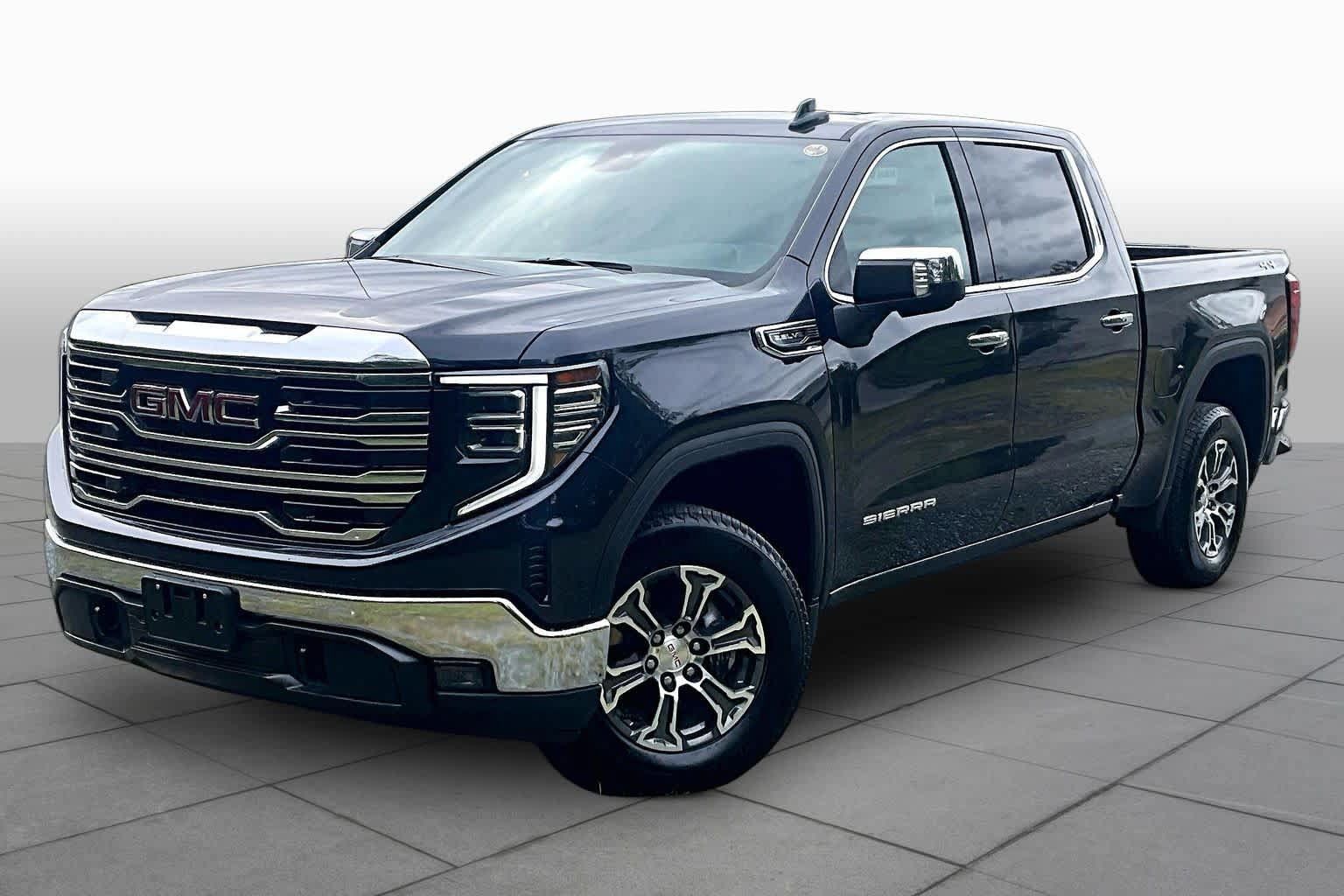Used 2026 GMC Sierra 1500 SLT AWD/4WD image 1
