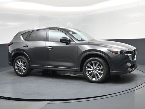 New 2025 MAZDA CX-5 AWD 2.5 S w/ Premium Plus Pkg image 2
