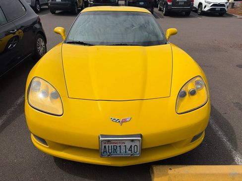 Used 2013 Chevrolet Corvette Coupe RWD image 6