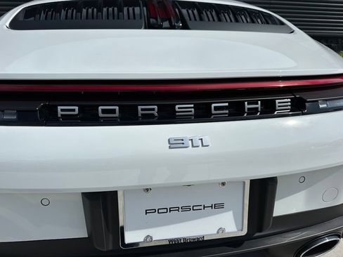 Certified 2026 Porsche 911 Carrera RWD image 17