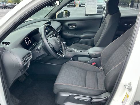 Used 2026 Honda HR-V Sport image 17