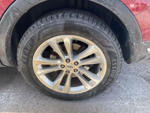 Used 2019 Ford Explorer Limited w/ Class III Trailer Tow Package image 15