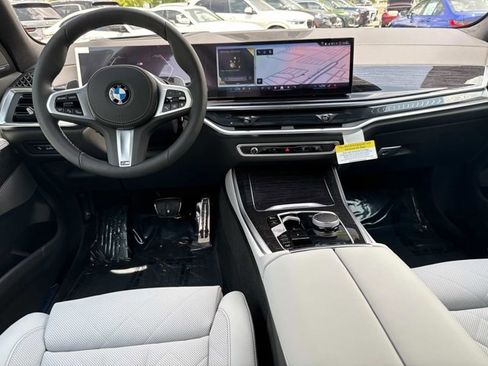 New 2026 BMW X5 xDrive40i w/ M Sport Package AWD/4WD image 17