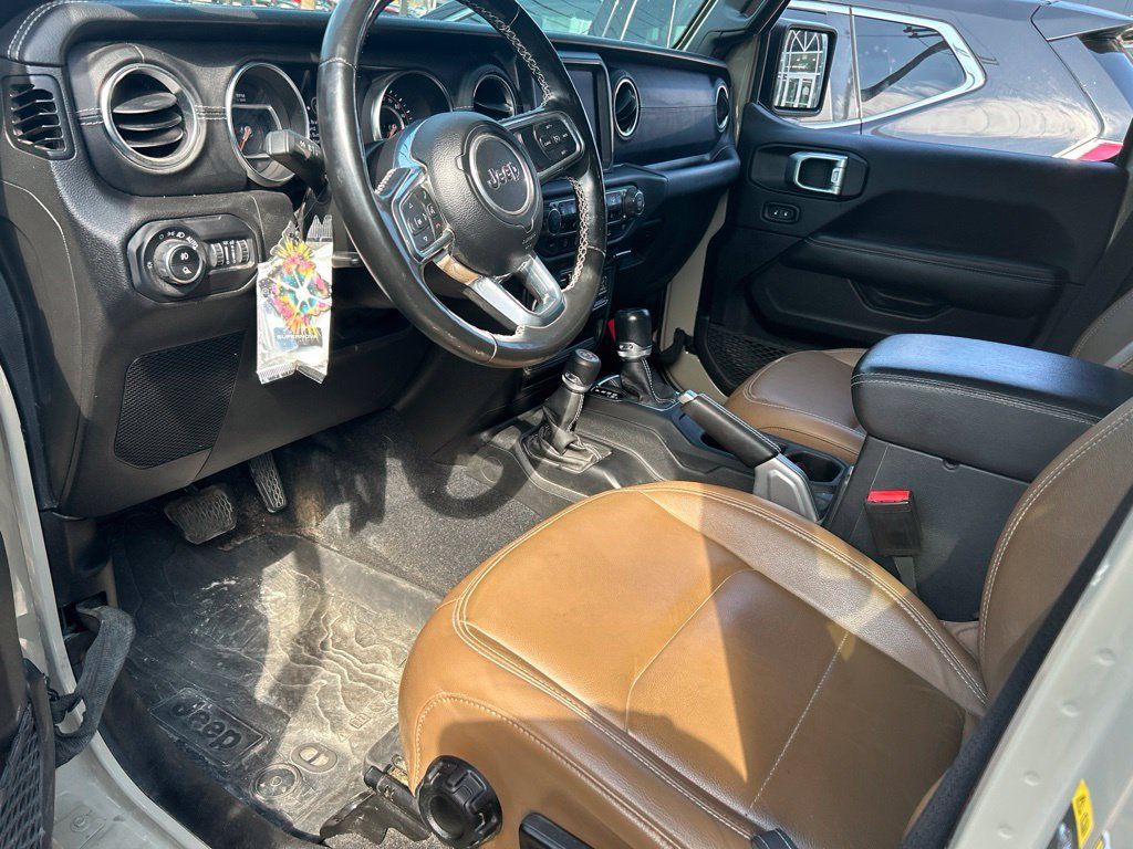 Used 2022 Jeep Gladiator Overland w/ Popular Equipment Package AWD/4WD image 5