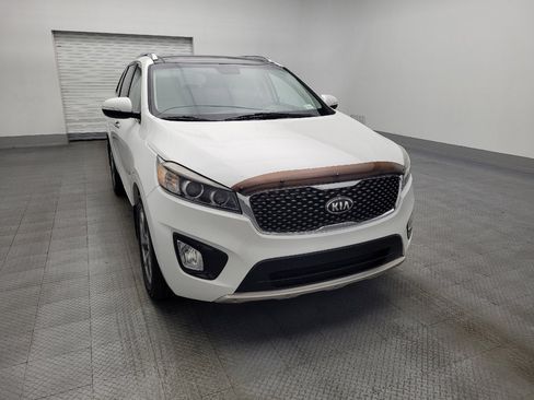 Used 2016 Kia Sorento SX image 14