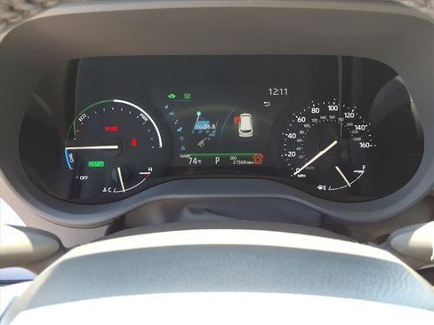 Used 2025 Toyota Sienna XLE w/ XLE Plus Package AWD/4WD image 27