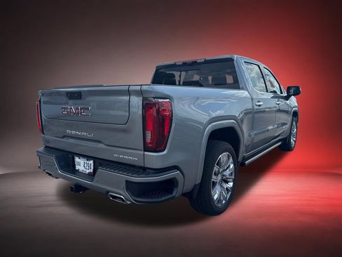 Certified 2023 GMC Sierra 1500 Denali w/ Denali Reserve Package AWD/4WD image 4