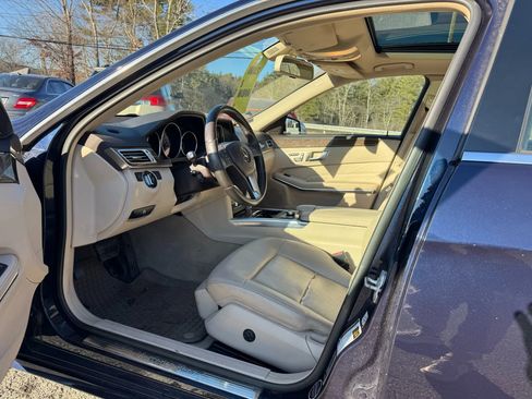 Used 2016 Mercedes-Benz E 350 4MATIC Sedan image 9