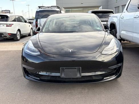 Used 2018 Tesla Model 3 Long Range RWD image 2