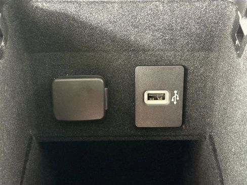 Used 2019 Lincoln Nautilus Reserve w/ Cargo Utility Package image 40