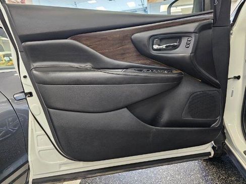 Used 2020 Nissan Murano Platinum AWD/4WD image 24
