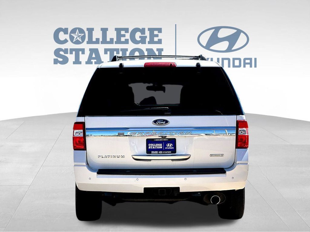 Used 2015 Ford Expedition Platinum RWD image 9