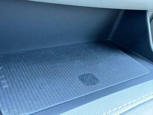 New 2026 Volvo XC90 T8 Ultra w/ Protection Package Premier image 17