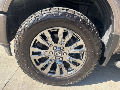 Used 2016 Nissan Titan Platinum Reserve AWD/4WD image 25