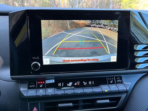 New 2026 Toyota Camry SE w/ Convenience Package image 19