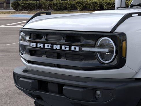 New 2026 Ford Bronco Outer Banks AWD/4WD image 19