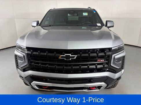 Used 2026 Chevrolet Tahoe Z71 w/ Comfort Package AWD/4WD image 4