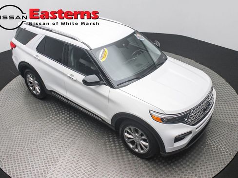 Used 2024 Ford Explorer Limited RWD image 3