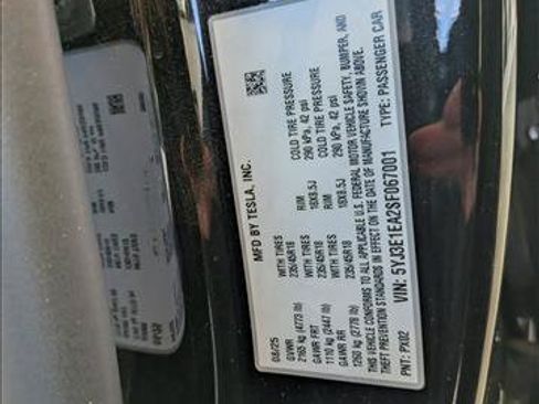 Used 2025 Tesla Model 3 Long Range RWD image 16