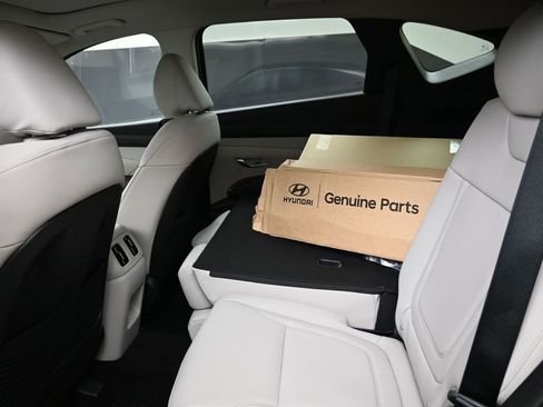 New 2026 Hyundai Tucson Limited image 18