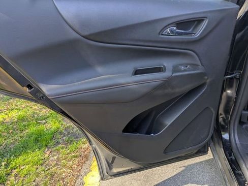 Certified 2023 Chevrolet Equinox RS w/ RS Leather Package image 27