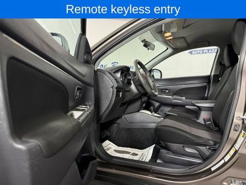 Used 2018 Mitsubishi Outlander Sport ES AWD/4WD image 11