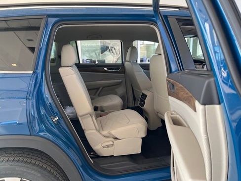 New 2025 Volkswagen Atlas SE FWD image 22