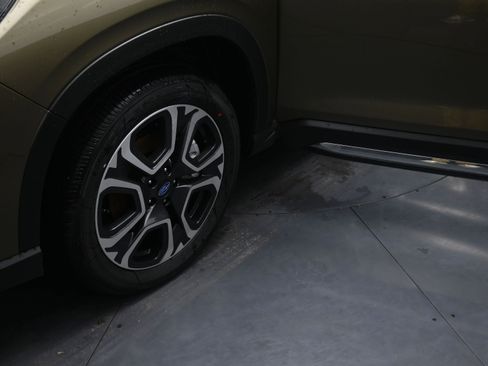 New 2026 Subaru Ascent Limited AWD/4WD image 17