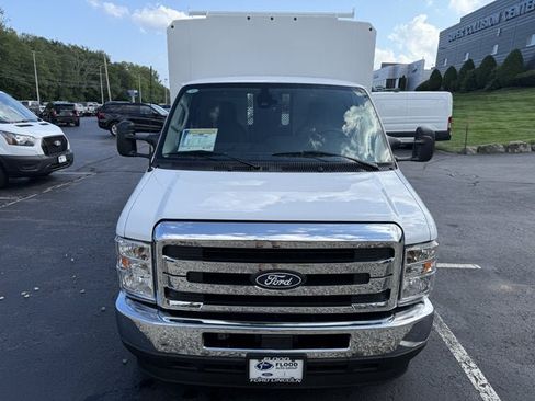 New 2027 Ford E-350 and Econoline 350 Super Duty w/ Power Equipment Group RWD image 2