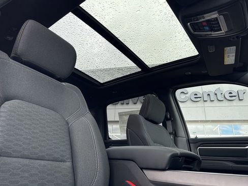 New 2026 RAM 1500 4x4 Crew Cab image 49