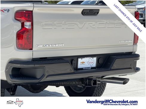 New 2026 Chevrolet Silverado 2500 Custom w/ Custom Value Package AWD/4WD image 6