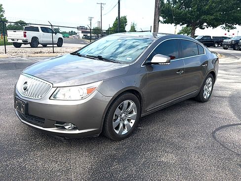 Used 2011 Buick LaCrosse CXL w/ Driver Confidence Package FWD image 2