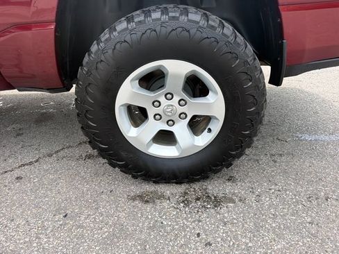 Used 2019 RAM 1500 Big Horn AWD/4WD image 31