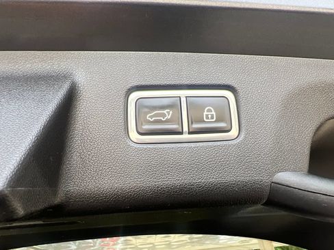 Certified 2022 Kia Sorento SX AWD/4WD image 14