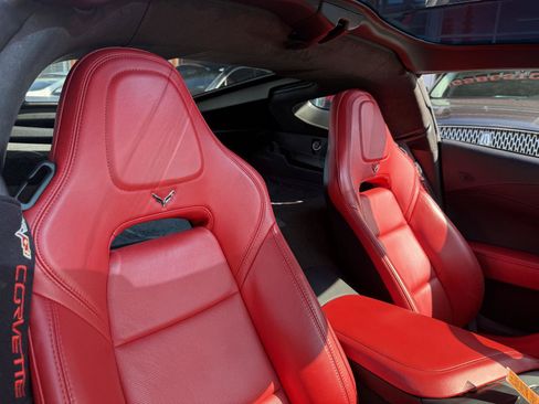 Used 2015 Chevrolet Corvette Stingray Coupe w/ 3LT Preferred Equipment Group RWD image 9