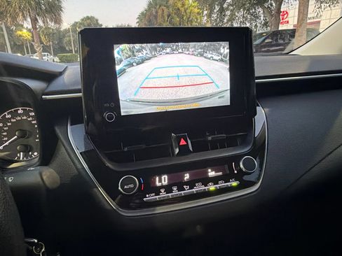 Used 2024 Toyota Corolla LE FWD image 9