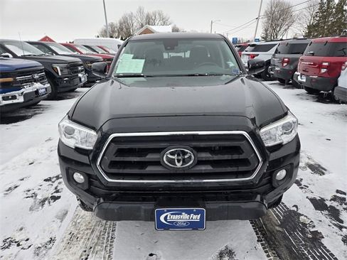 Used 2022 Toyota Tacoma SR5 image 2